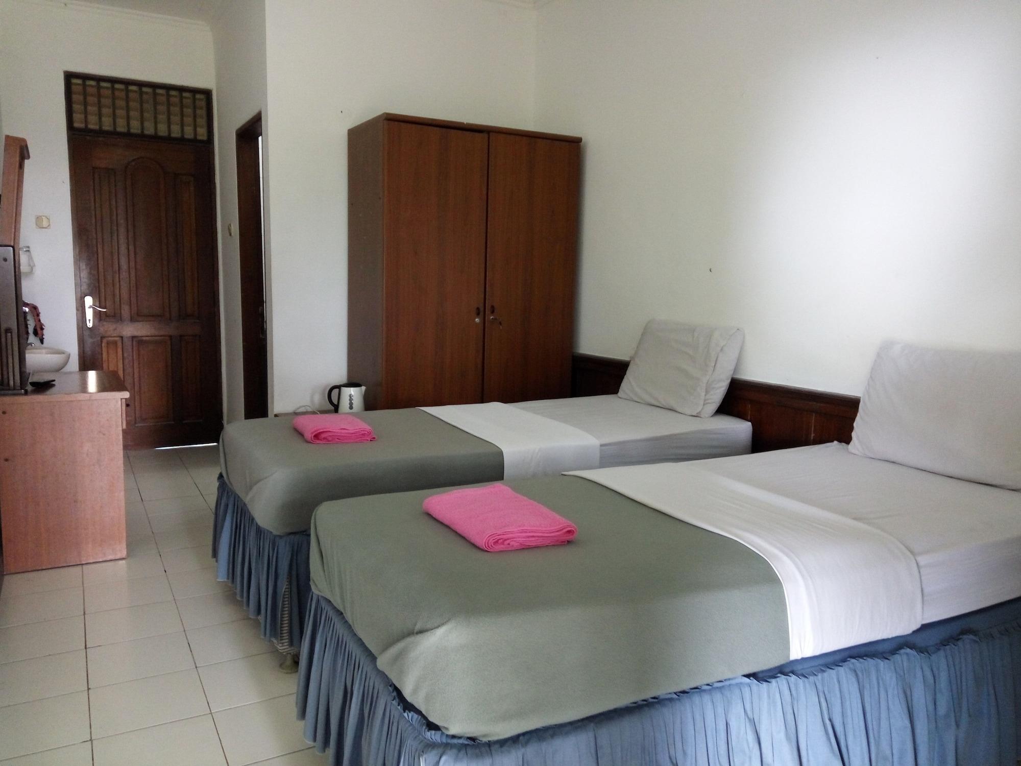 Berlian Resort Cipanas  Exterior photo