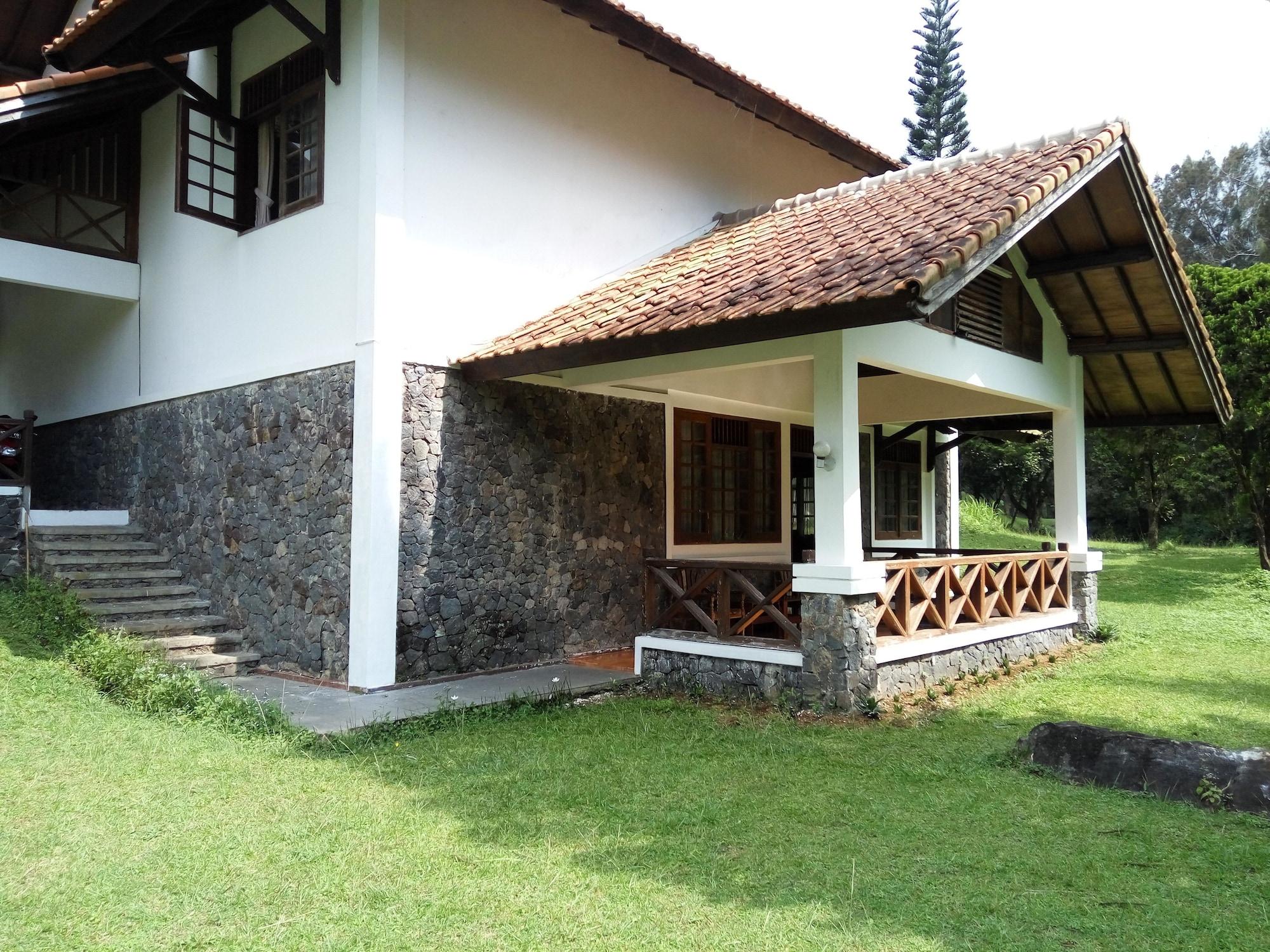 Berlian Resort Cipanas  Exterior photo